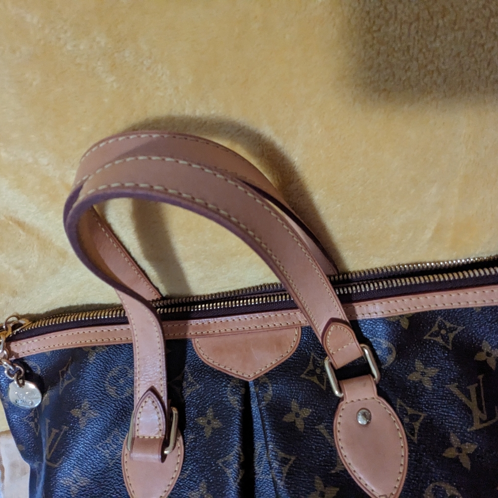 Louis Vuitton Palermo PM - Picture 5 of 15